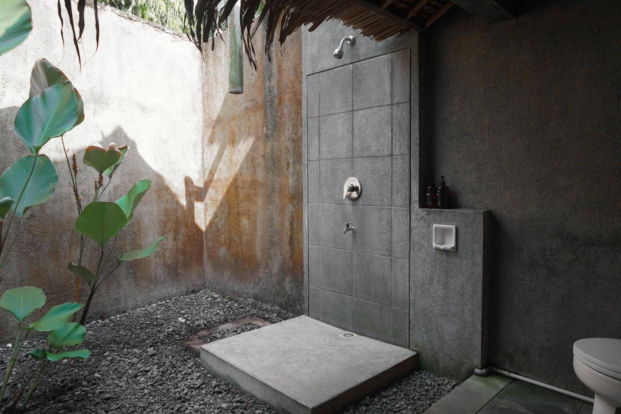 Bale Karang Cottages バツカラス エクステリア 写真