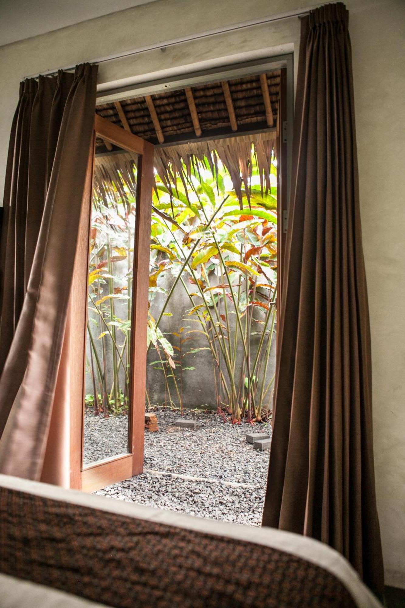 Bale Karang Cottages バツカラス エクステリア 写真