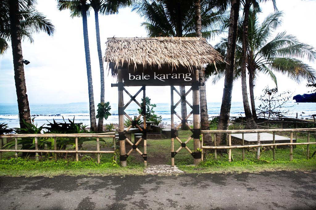 Bale Karang Cottages バツカラス エクステリア 写真
