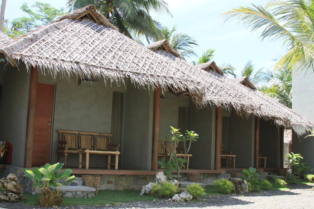 Bale Karang Cottages バツカラス エクステリア 写真